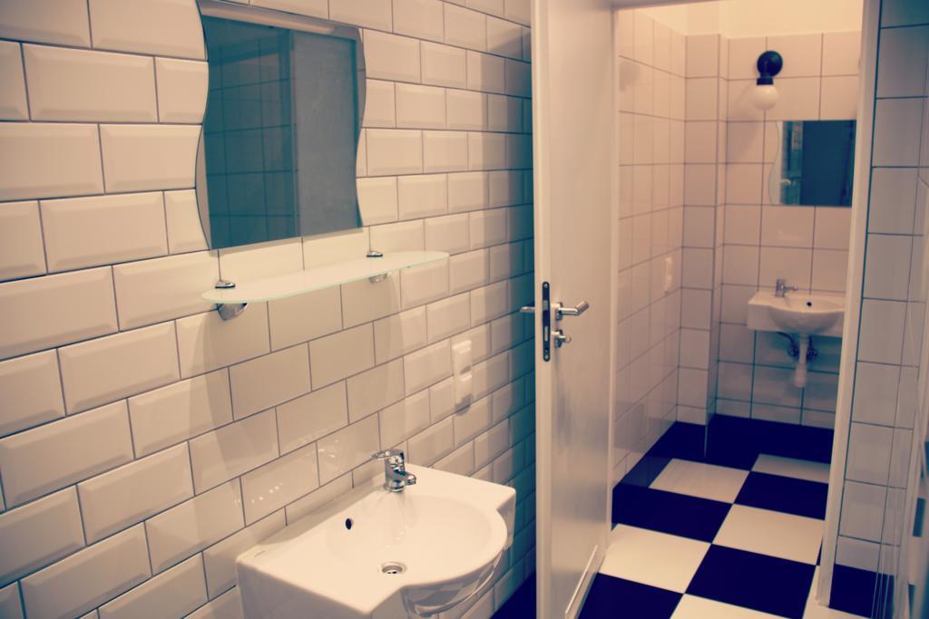 Grand Central Hostel Krakau Buitenkant foto