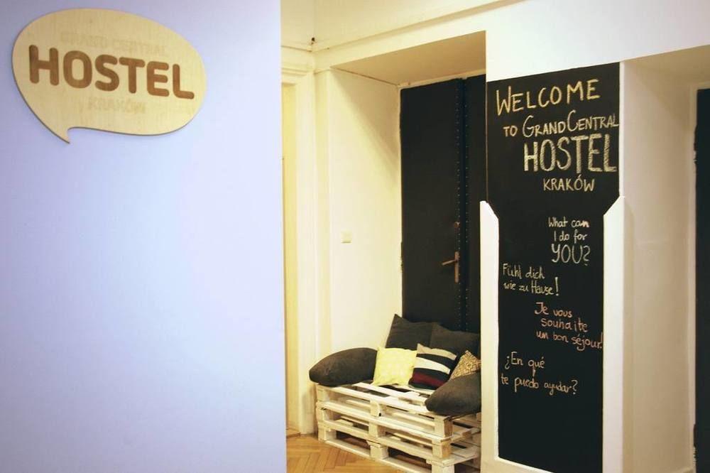 Grand Central Hostel Krakau Buitenkant foto