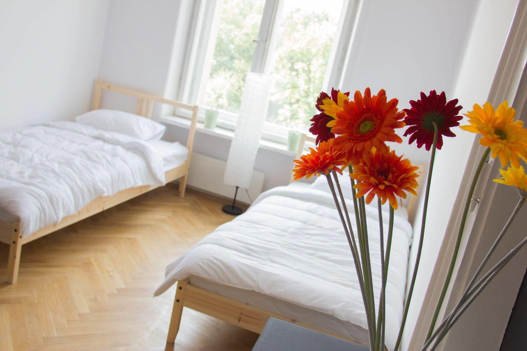 Grand Central Hostel Krakau Buitenkant foto
