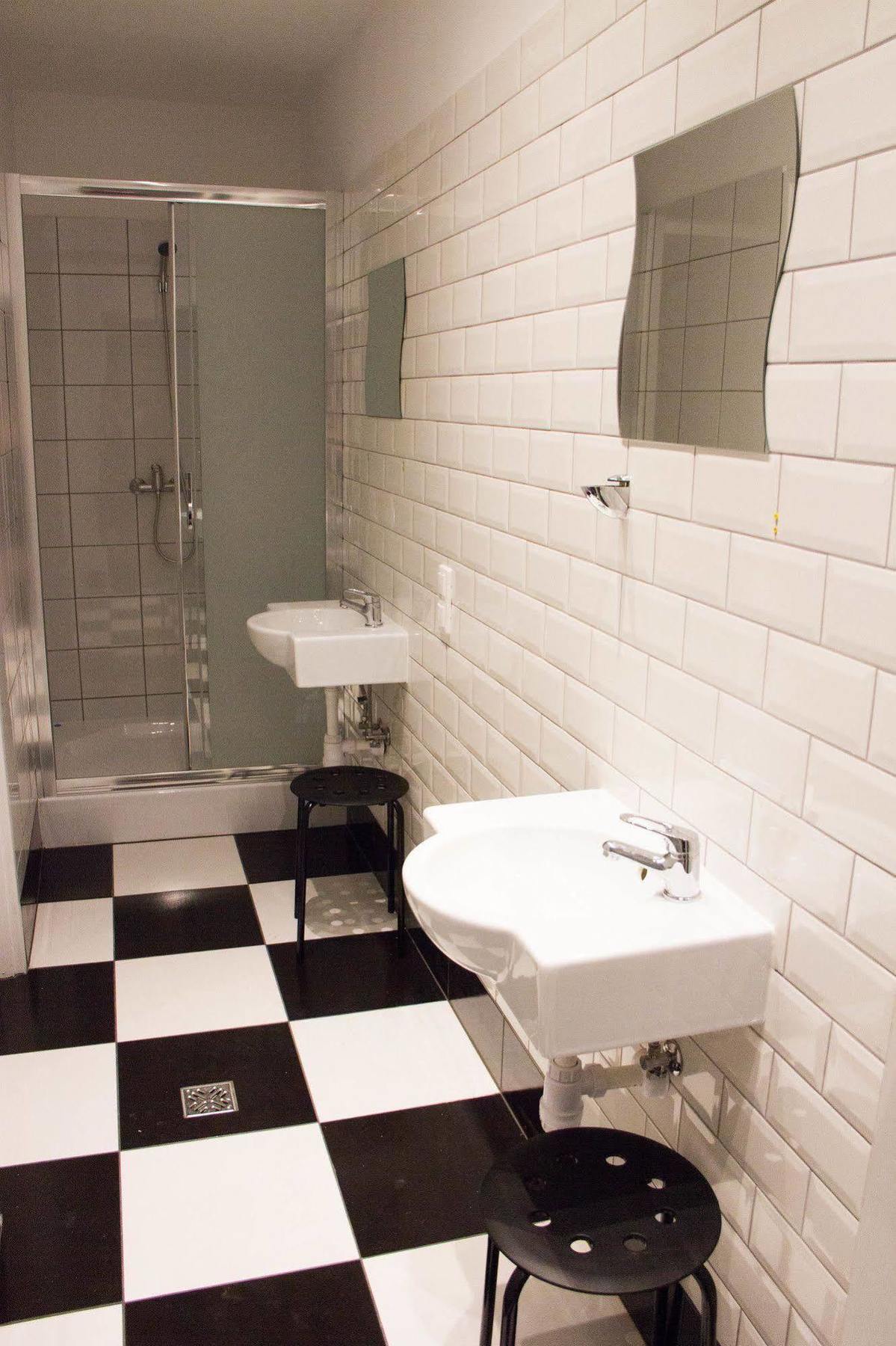 Grand Central Hostel Krakau Buitenkant foto